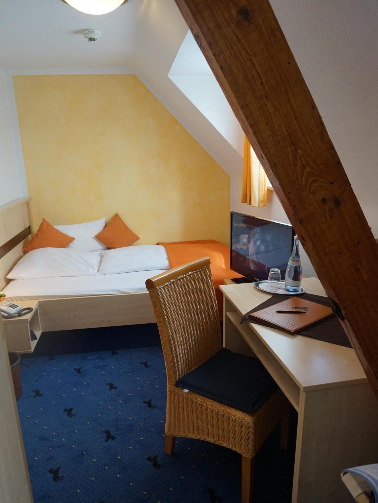 Hotel Rappen Rothenburg Ob Der Tauber Room photo